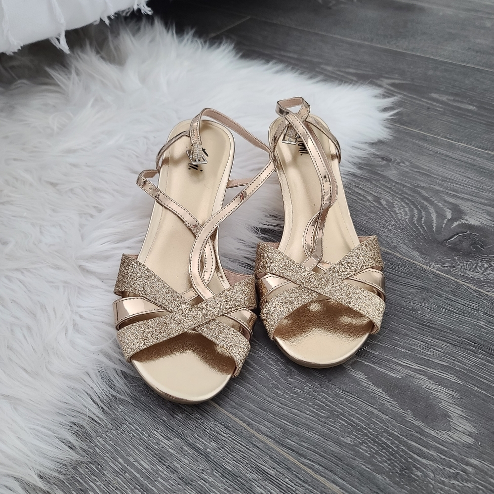 Champagne/Gold Glitter Wedge Sandals